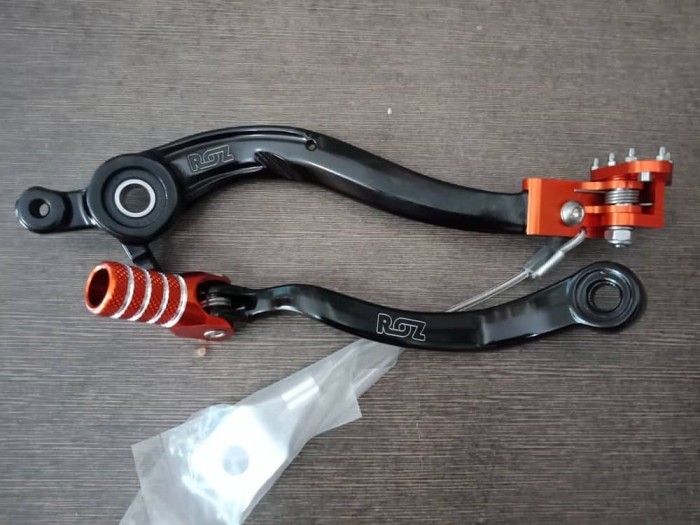 TUAS REM & OPERAN GIGI KTM & HUSQVARNA 250-2014 UP - SUKU CADANG MOTOR Harga  1,555,000 Ringgit*Penghantaran Percuma