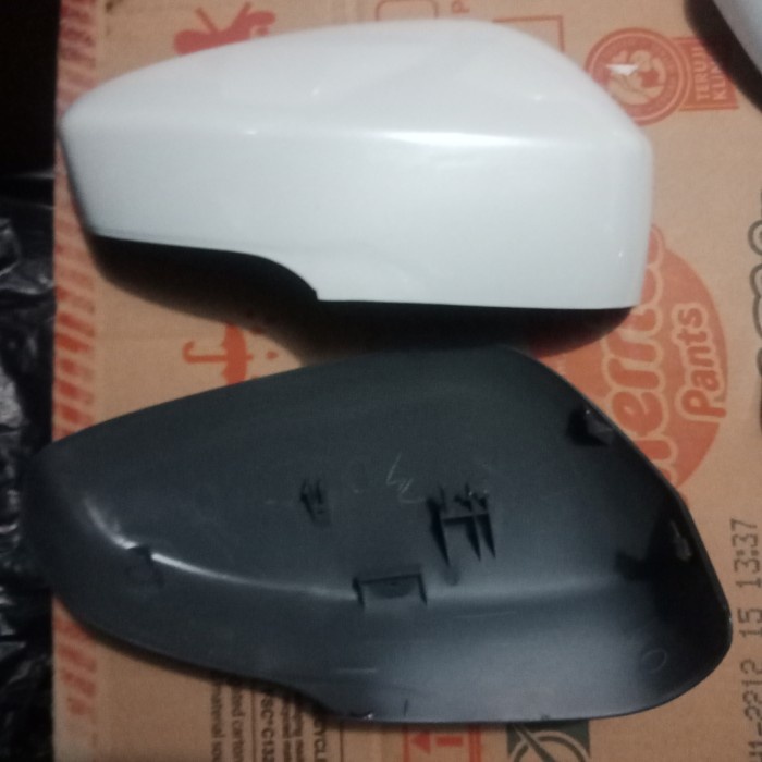 Cover Tutup Spion Xpander putih kanan Harga  130,000 Ringgit*Penghantaran Percuma