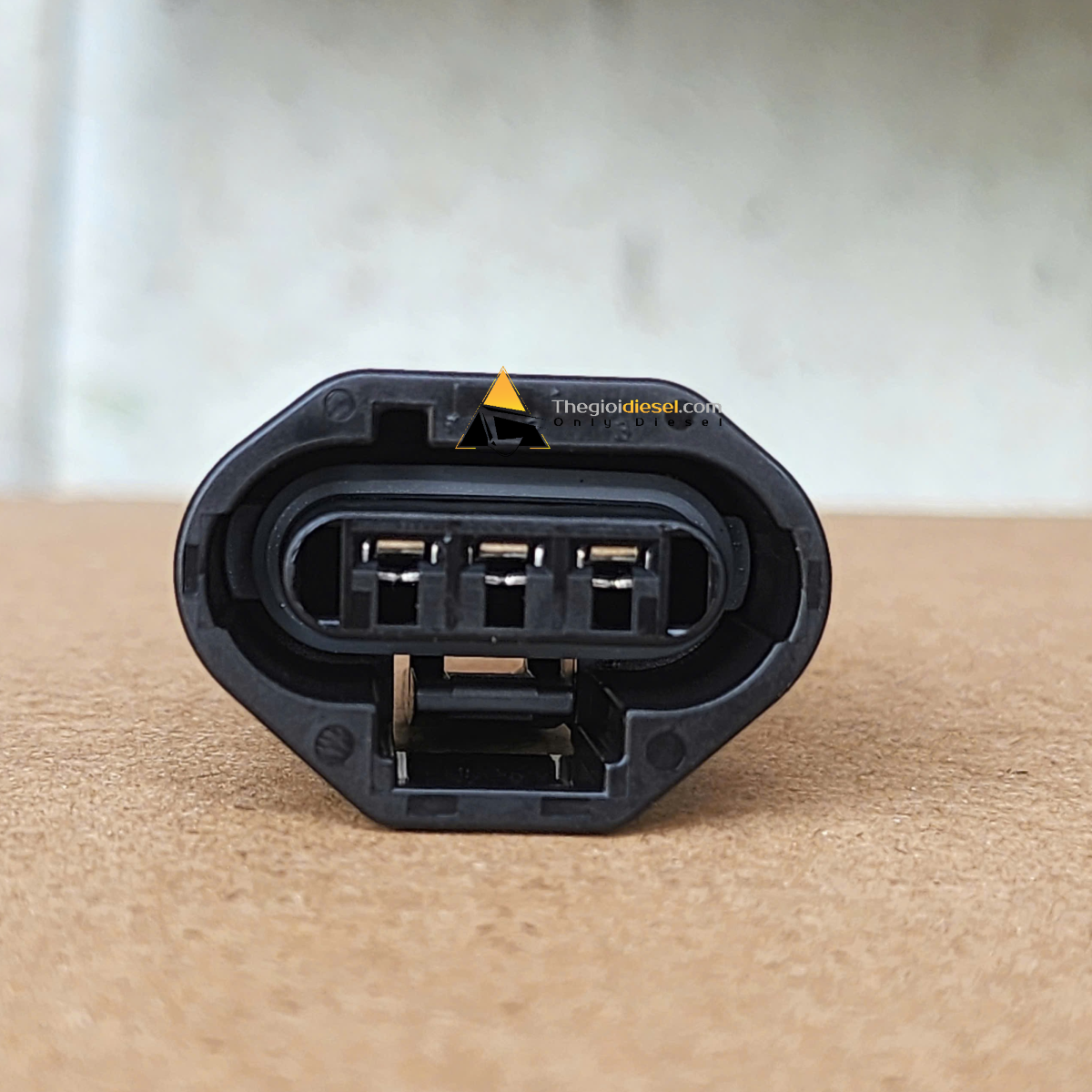 Cảm biến vi trí bướm ga xe ô tô Ford