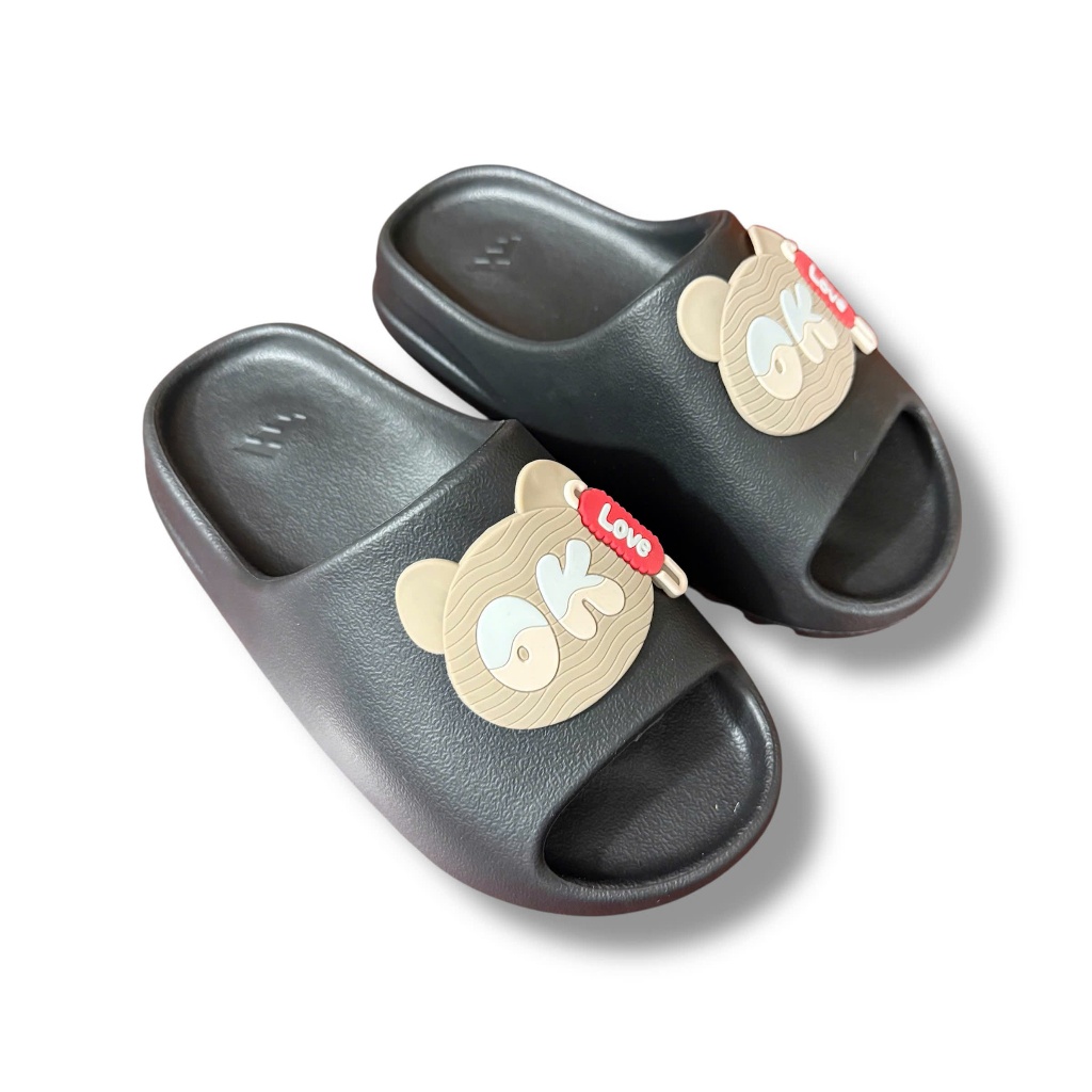 Dép Bánh Mì Nam Nữ YZ 3 Màu Basic Vân Nhám Đế Cao Kèm Charm Cute Dép Thời Trang CV999