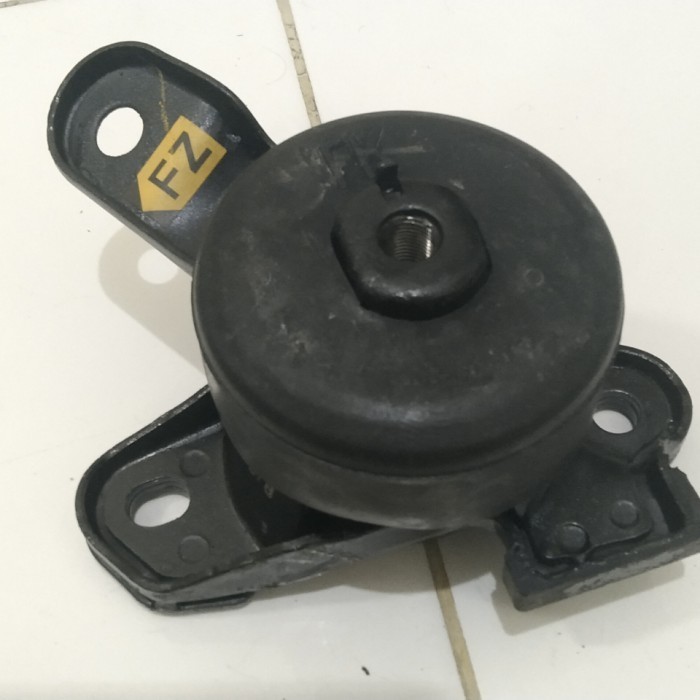 engine Mounting Kanan Camry Lumiere 1800cc CBU 12362-74261 Ori Baru Harga 2,120,000 rupiah*Gratis Ongkir