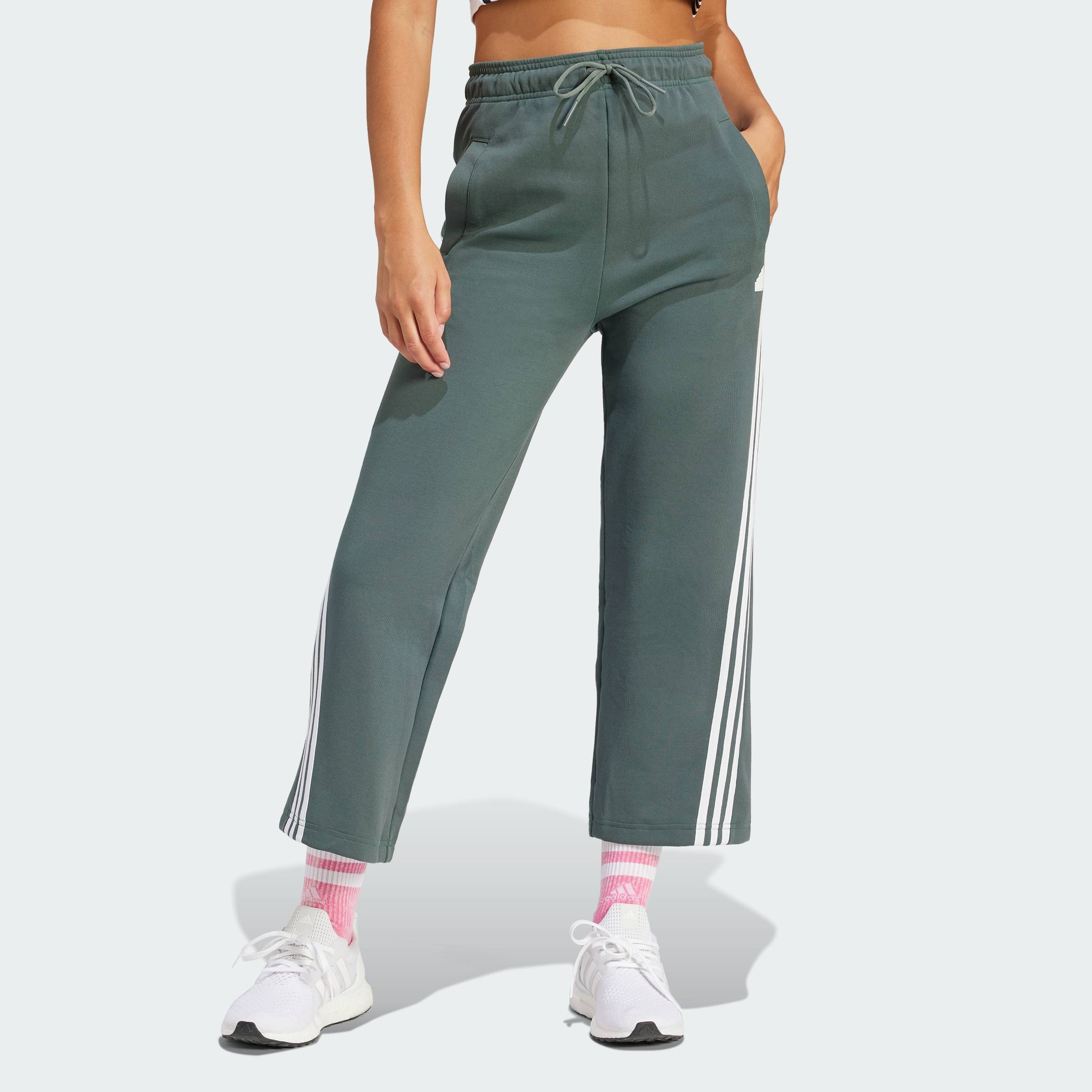 [CHỈ 15-17.11-MUA 2 GIẢM 25%] adidas Lifestyle Future Icons 3-Stripes Open Hem Pants Women Grey IR5740
