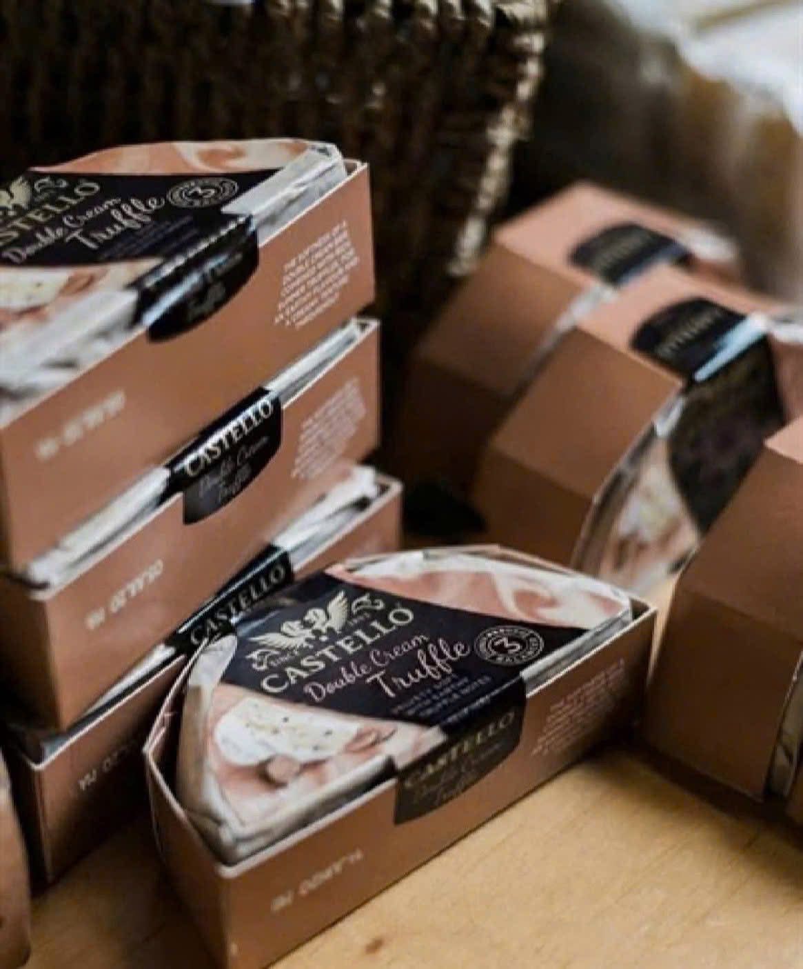 Phô mai Castelo Double Cream Truffle 150g