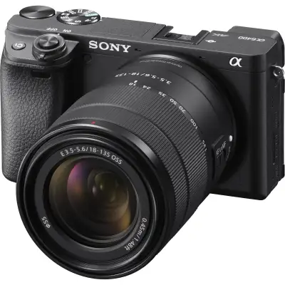 [SPECIAL PRICE] Sony ILCE-6400M Kit with 18-135mm Digital Mirrorless Camera [Free Sony 64GB & BBK Case]