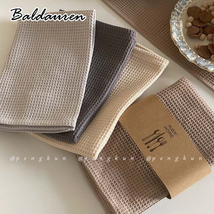 BALDAUREN [ส่วนลดรหัส CLS2404A 30K ต่อการสั่งซื้อ150K] เสื่อโต๊ะรับประทานอาหารผ้าฝ้ายสีทึบสไตล์ญี่ปุ่น ราคา 38 บาท*ส่งฟรี