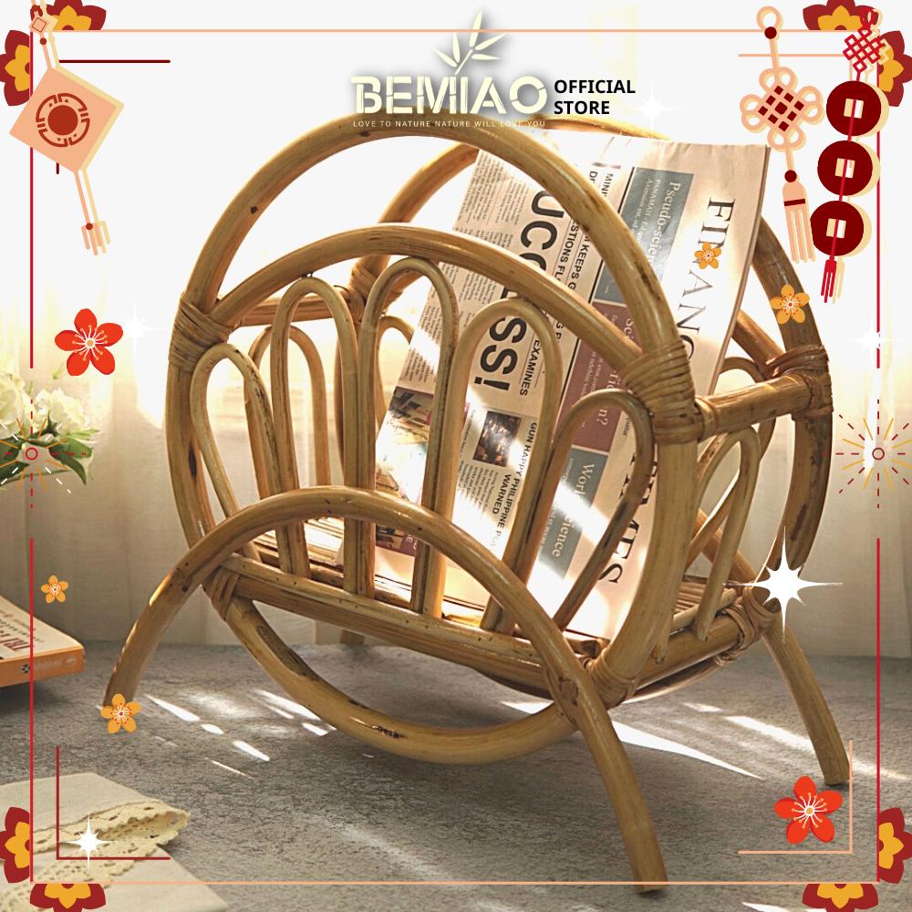 Kệ mây đựng sách báo tạp chí Kệ sách để bàn Kệ trang trí hàng thủ công mỹ nghệ xuất khẩu Bemiao Shop