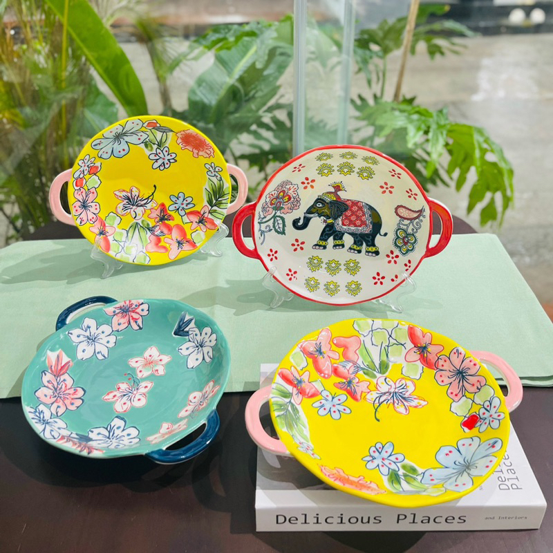 Đĩa Trang Trí Hai Tai Họa Tiết Nổi - Sự Hòa Quyện Giữa Vẻ Đẹp Nghệ Thuật và Phong Cách Bóng Sự Phong Phú Của Nghệ Thuật - Bát Tràng Fam