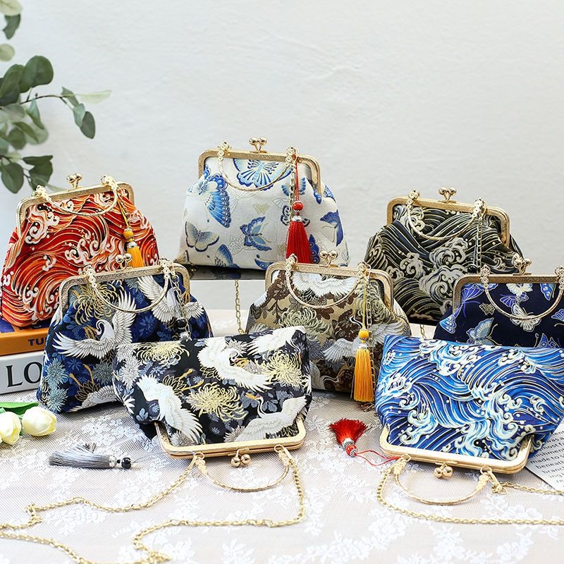 [Hot seller] Finished new ethnic style casual fashion cheongsam bag beautiful handbag atmospheric one-shoulder cross-body