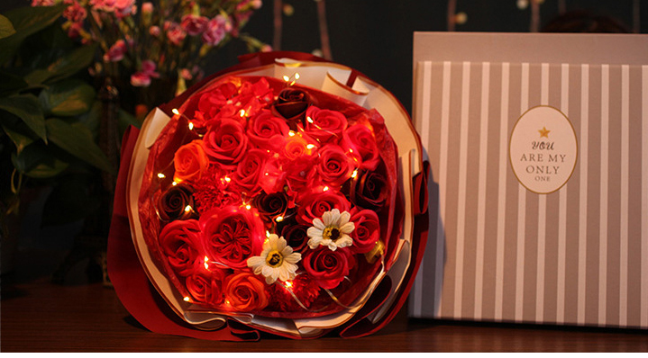 Valentines Day Flower Bouquet Roses with LED lights / Mothers Day / Proposal / Wedding Flowers / Graduation Flower / Well Wishes Flower / Home Decoration