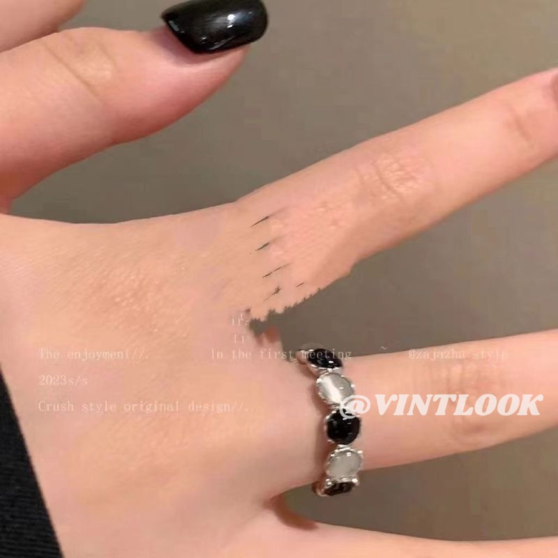 VINTLOOK แหวนสตาร์และหินตาแมวสำหรับผู้หญิง ดีไซน์ทันสมัยมีบุคลิกภาพ ราคา 12 บาท*ส่งฟรี