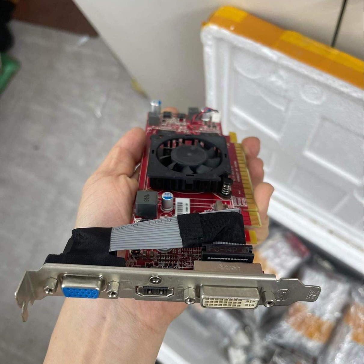 card hình loại rẻ để xuất hình amd HD 7750 7570 nvidia GT 710 650.730