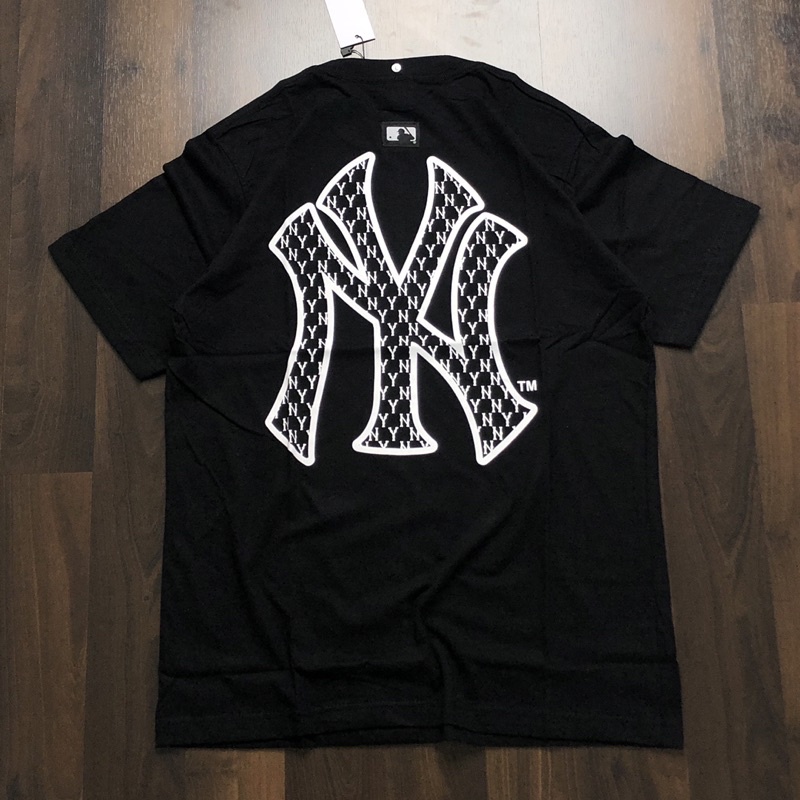 MLB MLB Monogram Gradation Big-Logo Over-fit T-Shirts NEW YORK YANKEES 2023, Buy MLB Online
