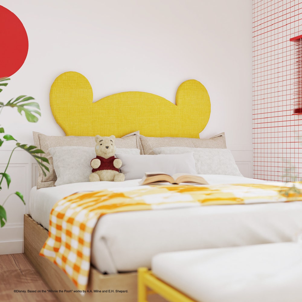 Disney Home ผนังหัวเตียงประดับ DISNEY รุ่น POOH-RETRO สีเหลือง (153 x 5 x 104 ซม.) ราคา 5,900 บาท*ส่งฟรี