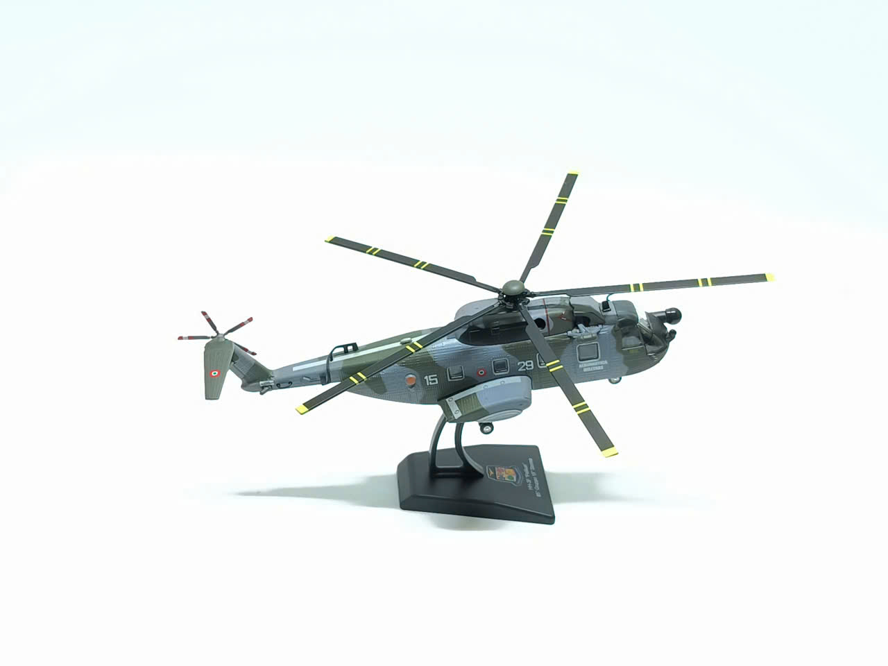 Mô hình máy bay HH3F Pelikan tỷ lệ 1/100 chất liệu kim loại