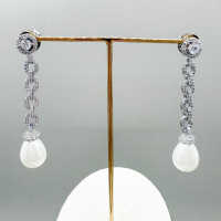 JACATEL Oscar Linked Chain Earrings with Teardrop Pearl Accent