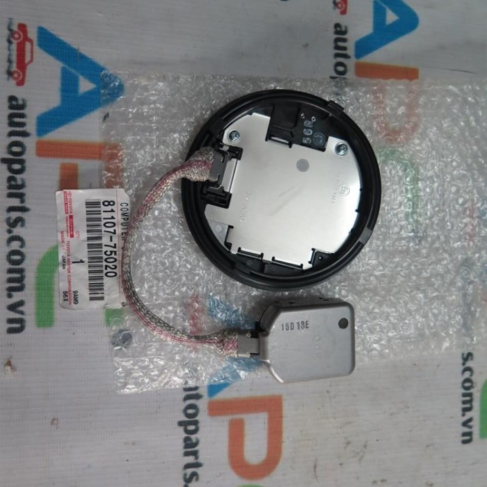 Ballast depan Kanan/Kiri Lexus RX270 RX350 81107-75020 Harga 3,830,000 rupiah*Gratis Ongkir