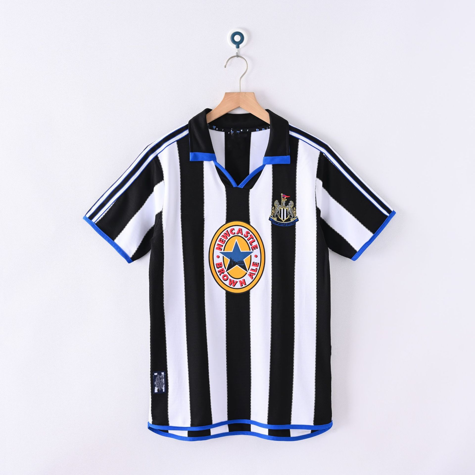 Short-Sleeved Retro Jerseys Of Real Sao Paulo Betis Newcastle Japan And Real Madrid Nigeria