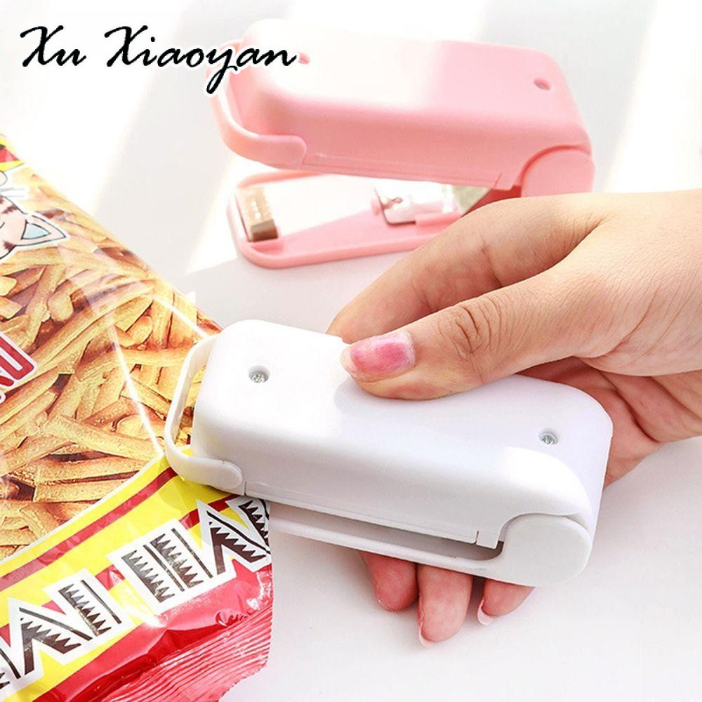 XUXIAOYAN กระเป๋าพลาสติกที่ใช้งานง่าย mouthener ราคา 25 บาท*ส่งฟรี