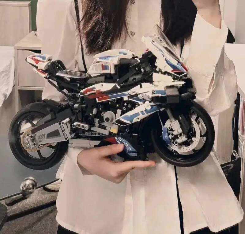 LEGO Đồ chơi xếp hình  1920pcs M 1000RR Mô hình Khối xây dựng Tương thích với 42130 Đồ chơi xe máy t