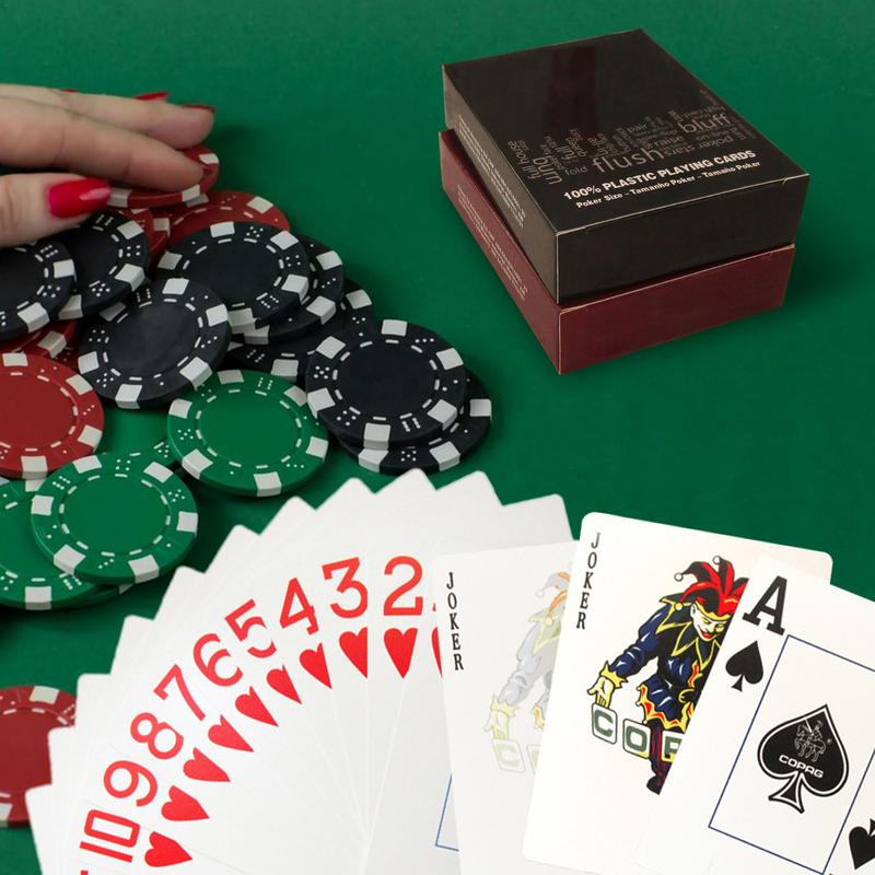 【Special offer】 Big Character Waterproof Texas Hold'em Club Cards Board Games 2.48*3.46 Inch Tricks Tool