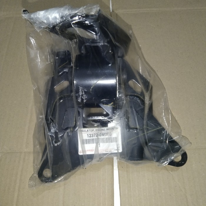 engine Mounting Kiri Yaris Bakpao Vios Limo matic 12372-0M060 ORIGINAL Harga 1,060,000 rupiah*Gratis Ongkir