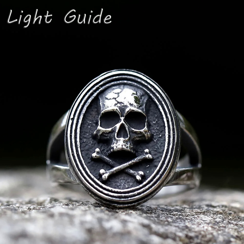 2022 NEW Men's 316L stainless steel rings Vintage High Polished Vampire Skull Biker Rocker Ring Boy Heavy Metal Gothic jewelry
