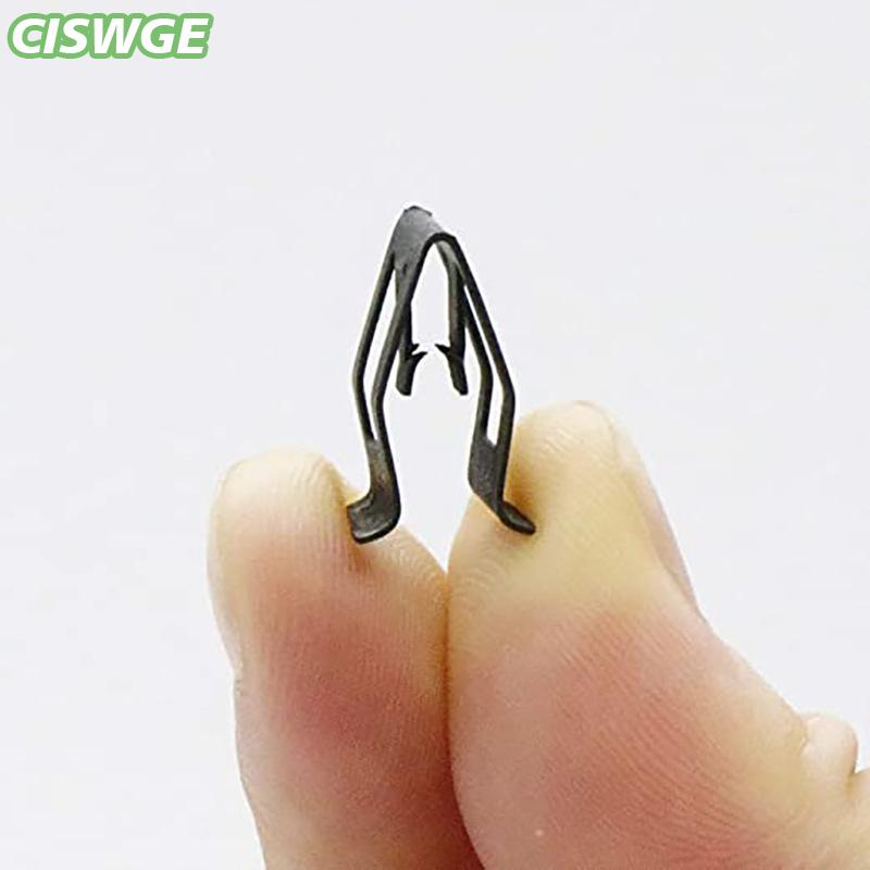 [CISWGE Auto] 10 pcs phổ quát tự động phía trước giao diện điều khiển Dash Bảng điều khiển người lưu giữ đinh tán Fastener U loại clip cho tất cả các xe ô tô Bảng điều khiển TRIM kim loại Clip Giá 22,207 Đồng*Miễn phí vận chuyển