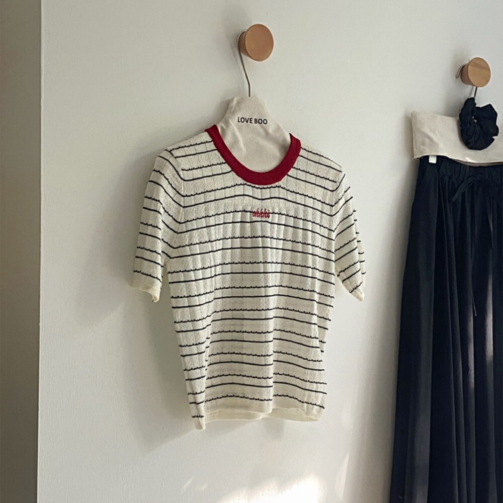 BRANCHÉ เสื้อสำหรับสตรีฤดูร้อนสบายดีเกาหลีลายทุกวันพื้นฐานแขนสั้นคอกลมเสื้อลำลอง B250313 ราคา 872 บาท*ส่งฟรี