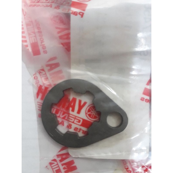 T phe nhông trước Exciter Yamaha