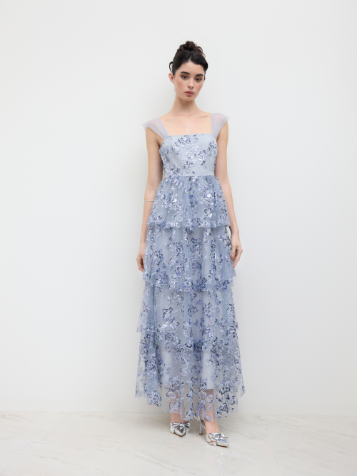 Cider Mesh Square Neck Floral Sequin Tulle Layered Maxi Dress ราคา 3,810 บาท*ส่งฟรี