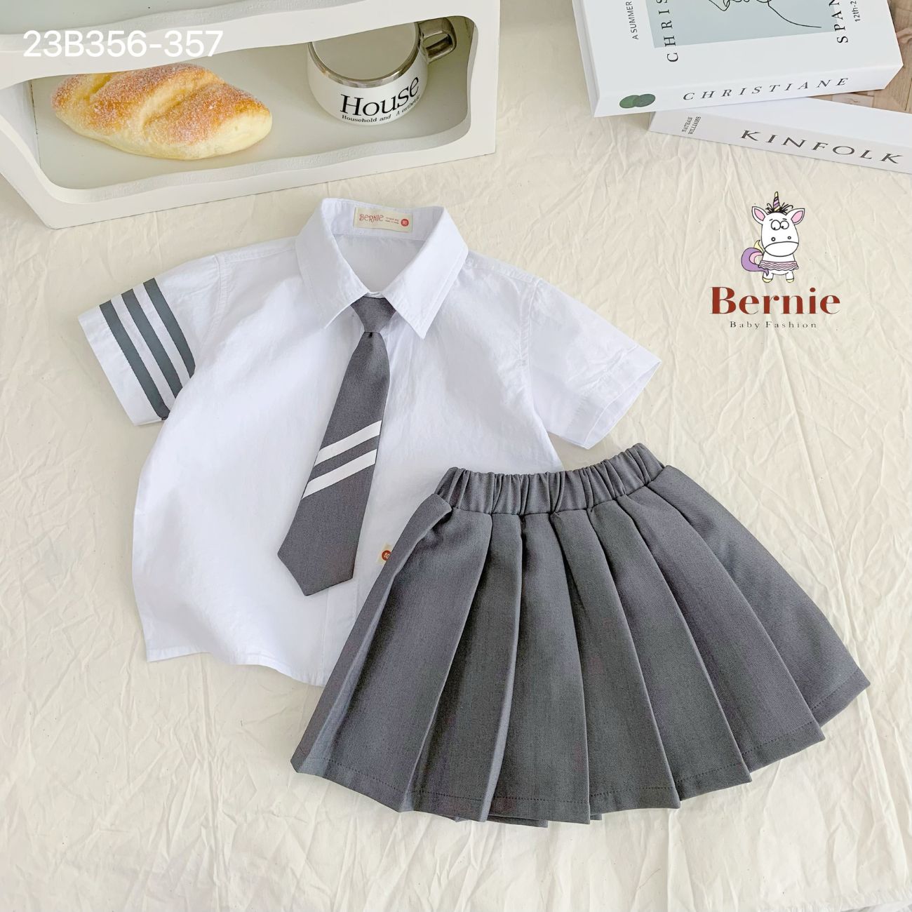 Sét đồng phục đôi BERNIE kèm caravat cho bé trai và bé gái