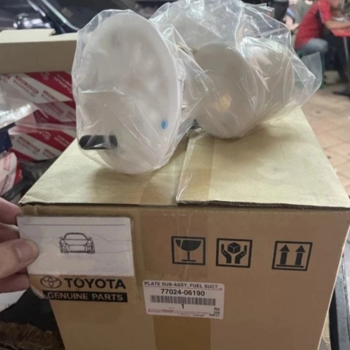 filter bensin Toyota Camry Hybrid 2012-keatas 77024-06190 Harga 1,110,000 rupiah*Gratis Ongkir