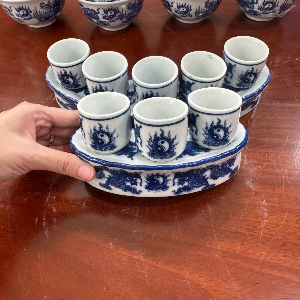 Bộ Kỷ Chén Nước Chén Thờ Cúng Bát Tràng Men Trắng Men Lam Cao Cấp - Họa tiết Rồng Sen Bộ ly nước cúng