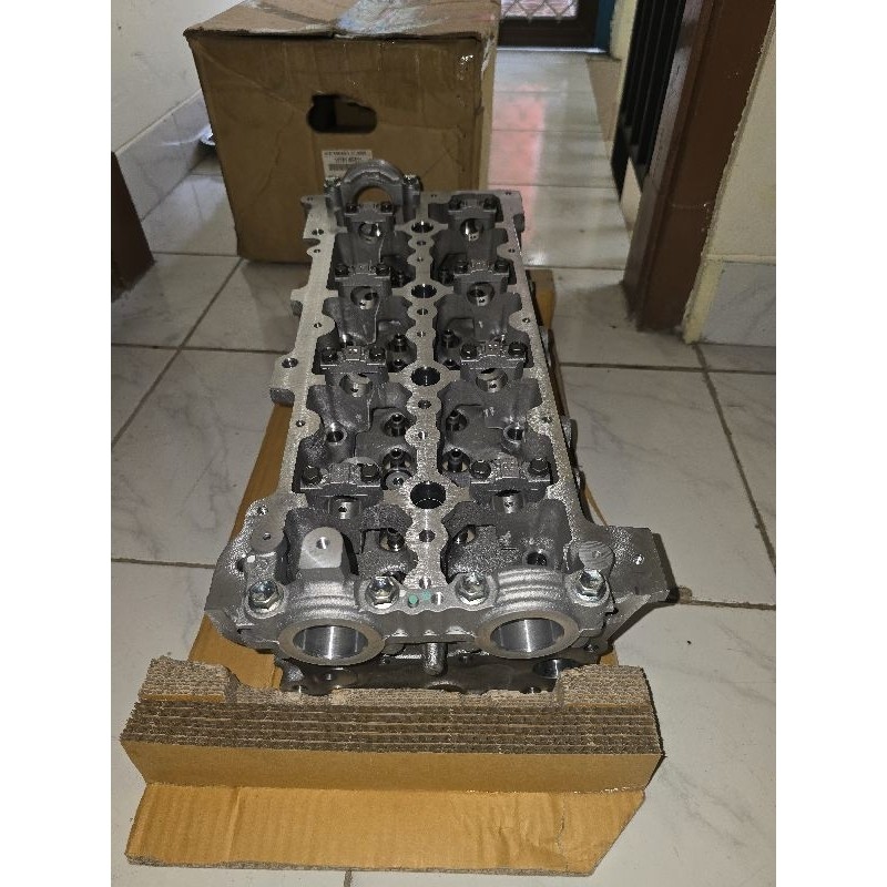 Cylinder silinder head Hilux Revo 2GD 2400cc 11101-0E011 Harga  15,440,000 Ringgit*Penghantaran Percuma