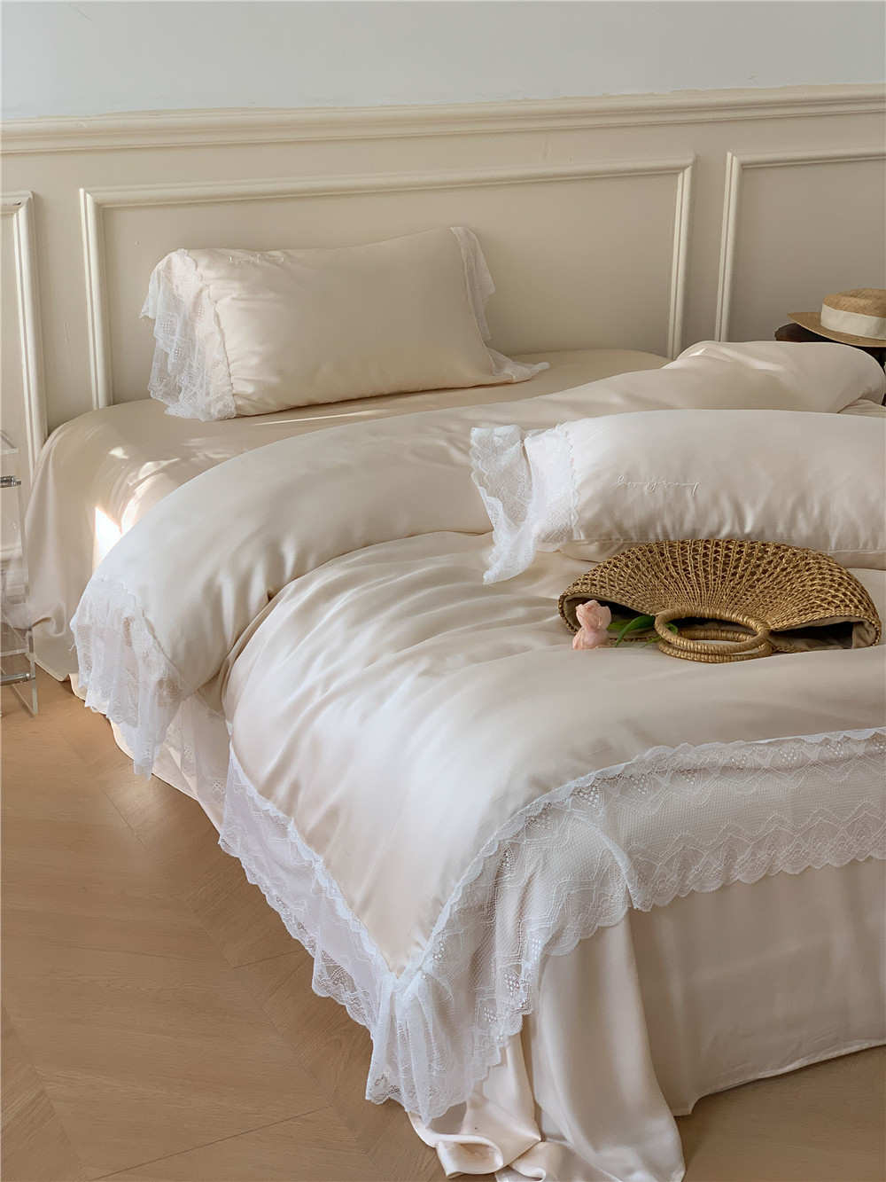 French Entry Lux Little Lady 60 Tencel Dört Parça Set Summer Cool Feeling Silky Sleep Naked Ice İpek Yorgan Kılıfı Yatak Örtüsü Yatak Örtüsü