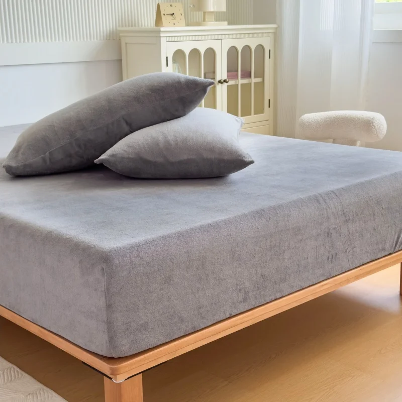 {fthyj} Winter & Autumn Ultra-Soft Flannel Bed Fitted Sheet 1Piece Warm Bed Cover, Hypoallergenic, Fade-Resistant, Machine Washable