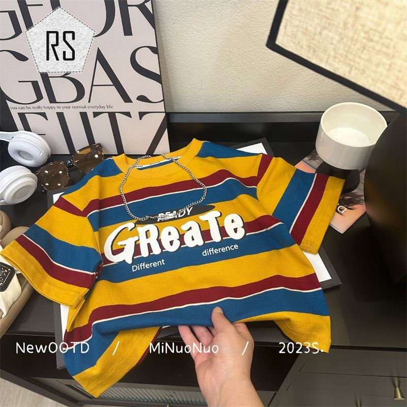 REALSELF เสื้อผ้าเด็กผช ชุดเด็กเกาหลี ดีไซน์ลายทางอย่างมีสไตล์ เสื้อเชิ้ตแขนสั้นผ้าฝ้ายใส่สบายสําหรับเด็ก ราคา 158 บาท*ส่งฟรี