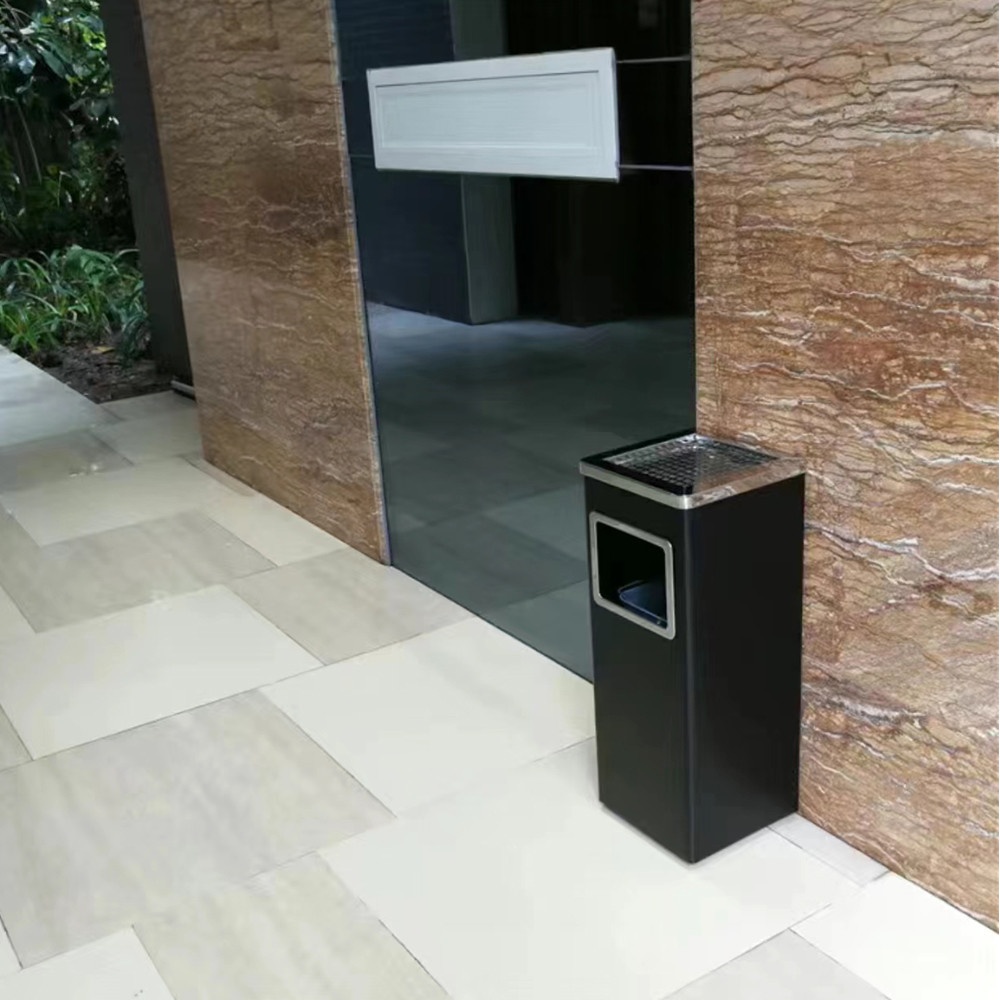 Global House ICLEAN ถังขยะเหล็กเคลือบทรงเหลี่ยม 22L. พร้อมที่เขี่ยบุหรี่ HX/LJ-2769 ขนาด 25×25×61CM สีดำ รับประกันของเเท้! ราคา 947 บาท*ส่งฟรี