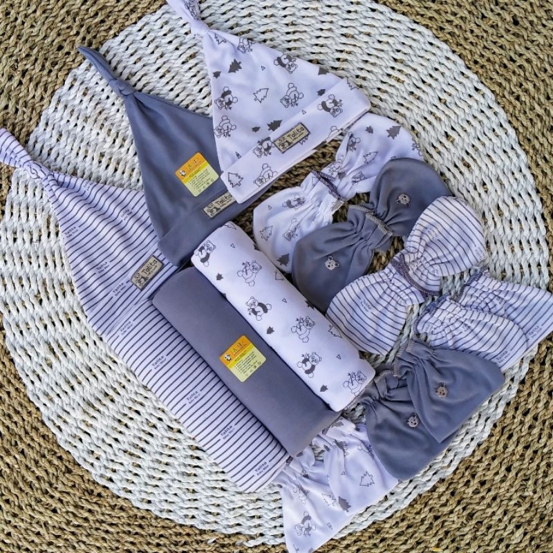 Paket Hemat 12 Pcs Bedong Set Topi Sarung Tangan Kaki Bayi Baru Lahir Newborn Seri Abu Talitababy