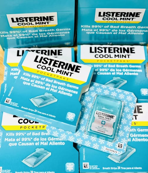 [24 MIẾNG] Miếng ngậm thơm miệng Listerine Cool Mint Pocketpaks - Diệt khuẩn & Thơm mát tức thì