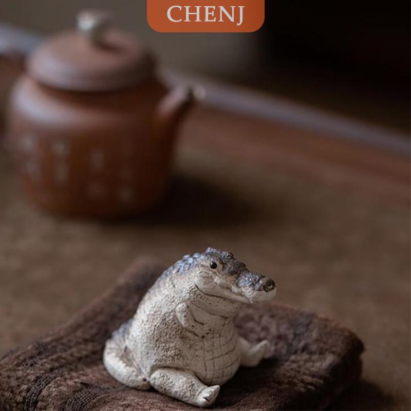 [COD] CHENJ รูปปั้นจระเข้ขนาดเล็กน่ารักและน่ารักรูปปั้นศิลปะที่ทนทานสำหรับสวนหลังบ้านรูปปั้นสัตว์ที่สร้างสรรค์ของตกแต่งบ้าน ราคา 89 บาท*ส่งฟรี