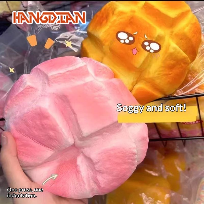 [HANGDIAN 9cm Cheese Cake Slow Rebound Squishy Toy Soft Stretchy Stress Relief捏捏乐,Hangdian Squishy Toys, Squishy Squeeze Toys Anti-Stress Toys, Slow Squishies, Slow Bouncing Toys, Cheesecake, Made from Elastic Rubber, 9 cm Long. Relieve Stress with Medici ราคา 57 บาท*ส่งฟรี