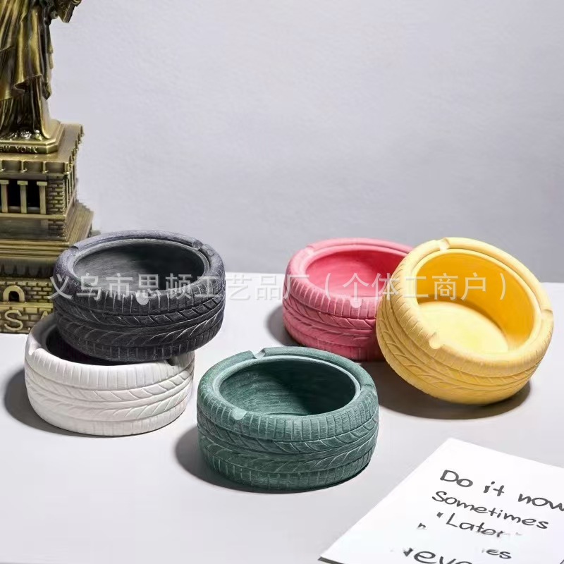 American Retro Personality Trendy Tire Ashtray Creative Home Bar Nordic Ins Decoration Ornament Ashtray Hot selling item