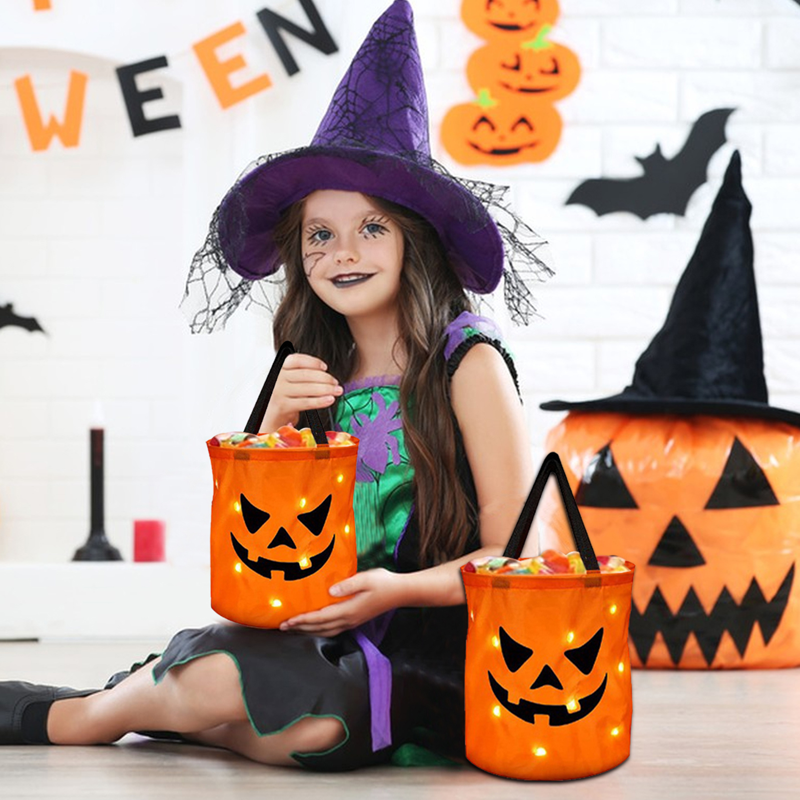 Eye-catching Halloween Candy Bag Pumpkin Bucket with Pattern Design Led Light Pumpkin Bucket Halloween Candy Bag for Trick or Treat Party Favor Reusable Snack Holder for Halloween Fun