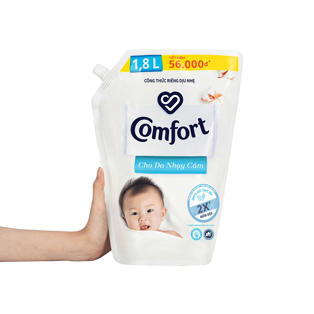 Nước xả cho bé Comfort với công thức riêng dịu nhẹ cho da nhạy cảm túi 1.8