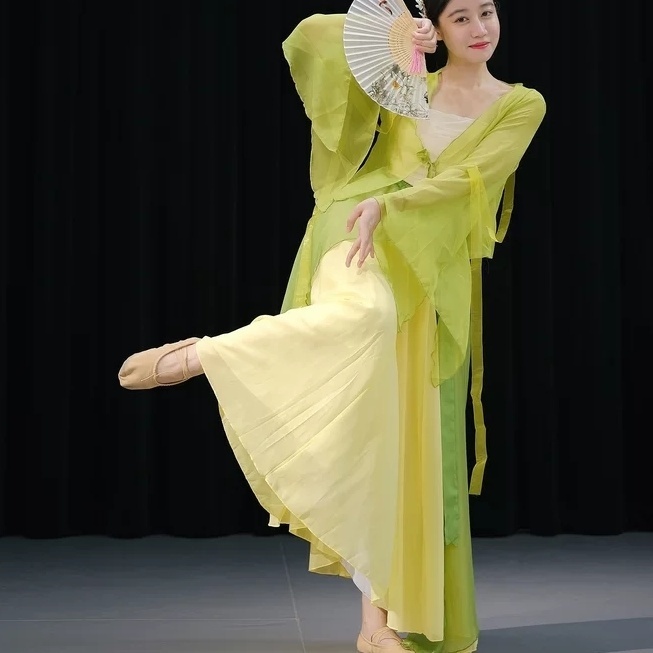 ~ Trang Phục Biểu Diễn Múa Truyền Thống Trung Hoa Dành Cho Nữ