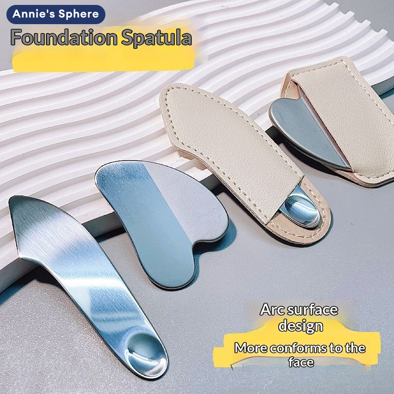 Annie's Sphere Curved Stainless Steel Spoon for Mixing and Scooping Foundation Cream. with a Curved Design That Fits the Face. ราคา 22 บาท*ส่งฟรี