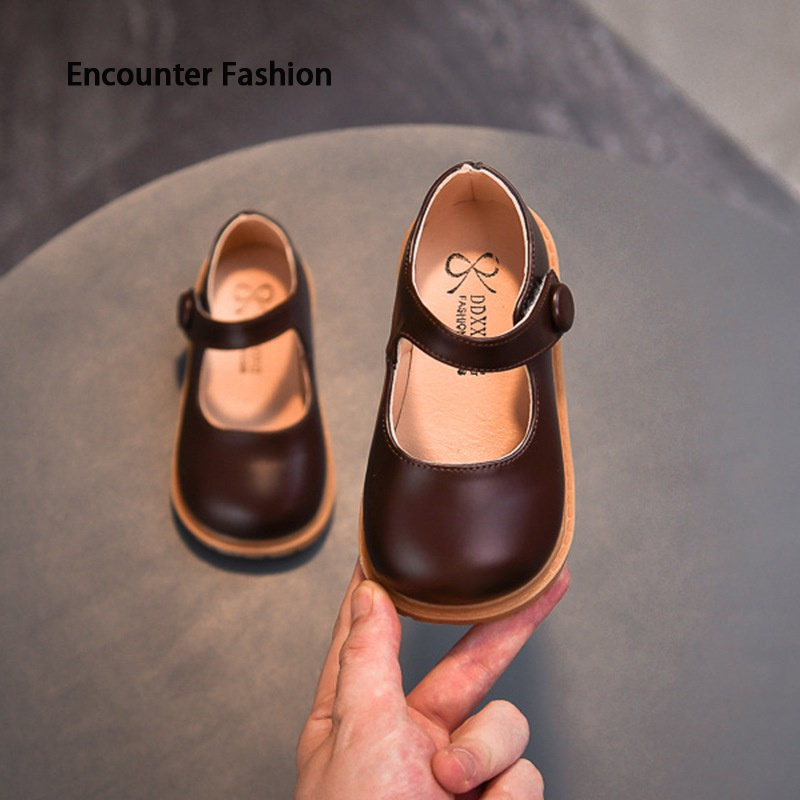 VOCKOO Stylish smooth - soled girl's princess shoes School shoes ราคา 84 บาท*ส่งฟรี
