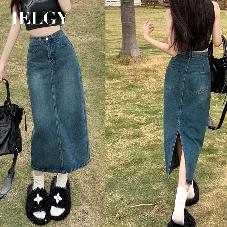 Váy denim chữ A xẻ lưng cao IELGY dành cho nữ