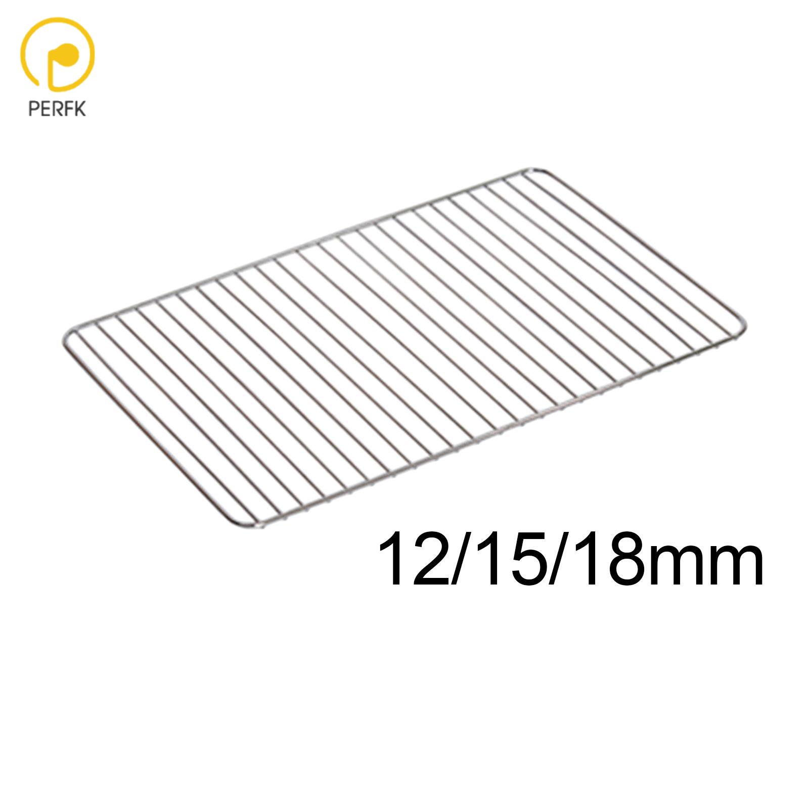 Dog Toilet Partition Mesh Grids Load Bearing Keep Paws Clean Easy to Clean Leakable Iron Mesh Frame for Dog Toilet Potty Trainer ราคา 13,153 บาท*ส่งฟรี